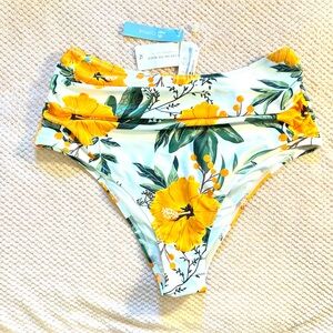 NWT CUPSHE Tropical Print High Waisted Swim Bottom